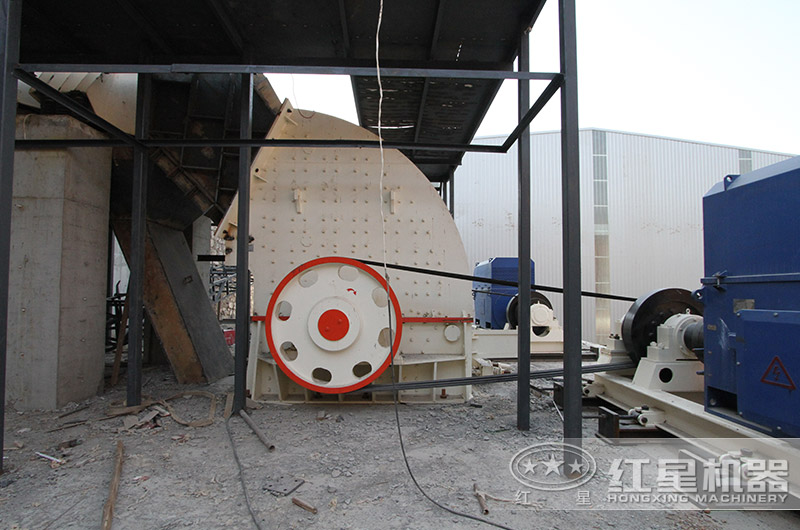 石灰石碎石生產(chǎn)線(xiàn)客戶(hù)現(xiàn)場(chǎng) 石灰石碎石生產(chǎn)線(xiàn)客戶(hù)現(xiàn)場(chǎng)