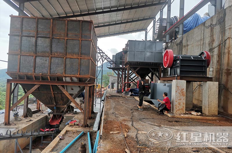 生產線安裝現(xiàn)場