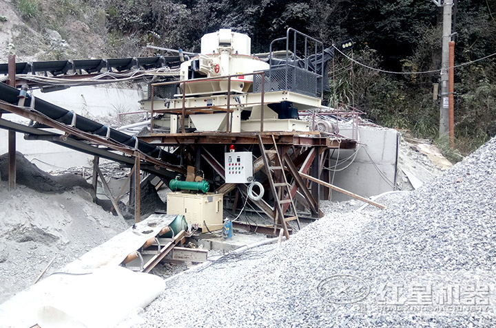 制砂設(shè)備現(xiàn)場實(shí)拍，可在線咨詢單臺設(shè)備或生產(chǎn)線報價